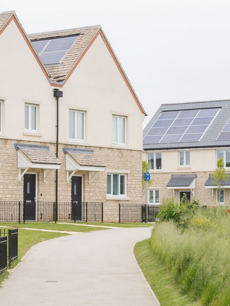 Elmsbrook eco town Bicester V02
